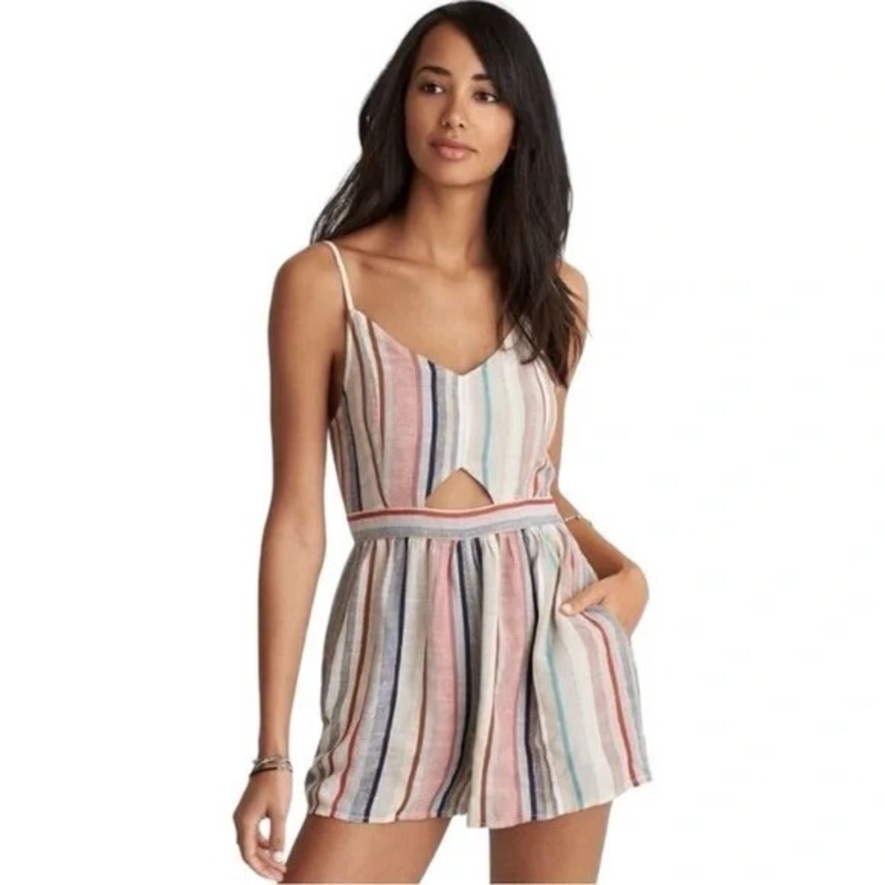 American Eagle‎ Outfitters Keyhole Front Striped Linen Romper Size SP Cream Red